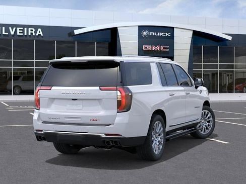 New 2026 GMC Yukon XL Denali w/ Denali Reserve Package AWD/4WD image 4