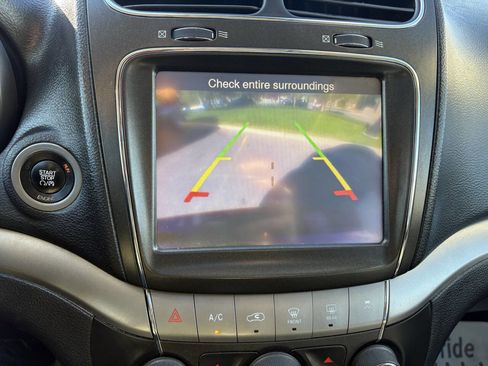 Used 2015 Dodge Journey Crossroad AWD/4WD image 38