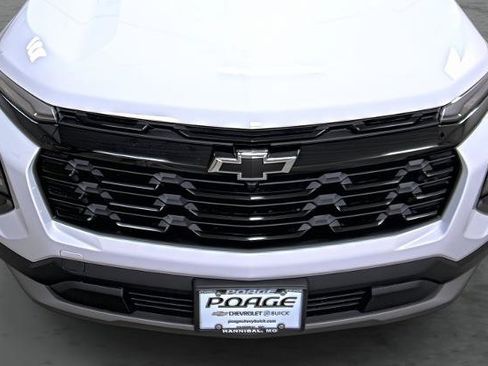 New 2026 Chevrolet Equinox LT w/ Convenience Package II image 14