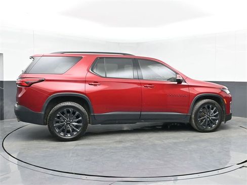 Used 2023 Chevrolet Traverse RS w/ LPO, Floor Liner Package image 10