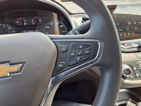 Used 2024 Chevrolet Malibu LT FWD image 14