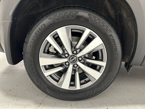 Used 2024 Nissan Pathfinder SL AWD/4WD image 61