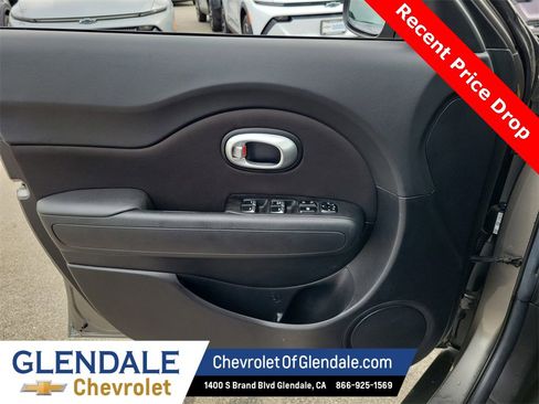 Used 2019 Kia Soul image 35