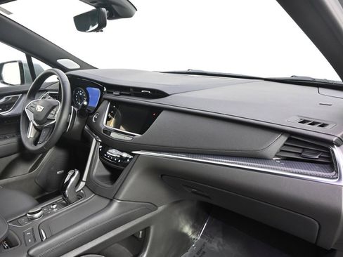 New 2025 Cadillac XT5 Sportv w/ Technology Package image 15