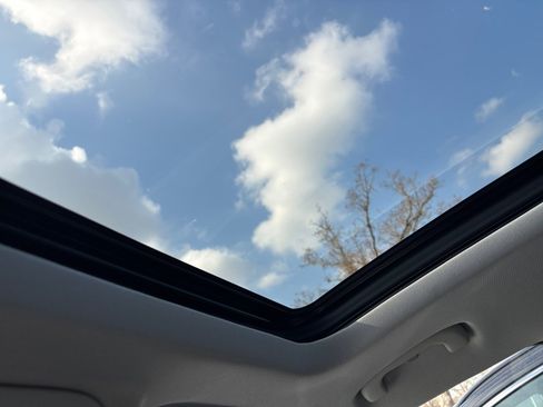 Used 2022 Chevrolet Blazer LT w/ Redline Edition image 19