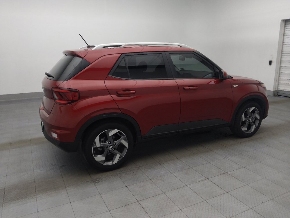 Used 2025 Hyundai Venue SEL FWD image 10