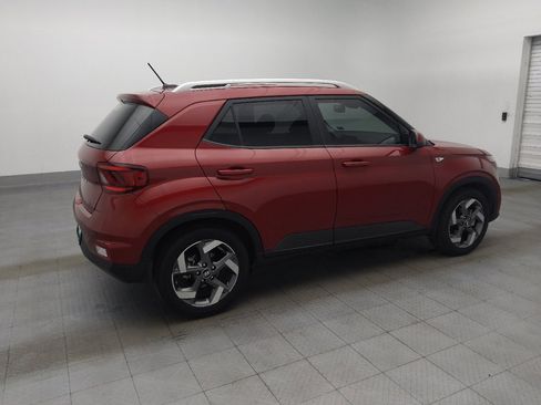 Used 2025 Hyundai Venue SEL FWD image 10