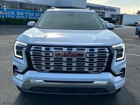 New 2026 GMC Terrain Denali AWD/4WD image 4