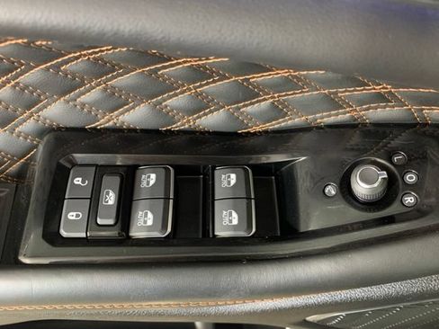 Used 2024 Jeep Grand Cherokee L Summit w/ Rear Seat Video Group I AWD/4WD image 36