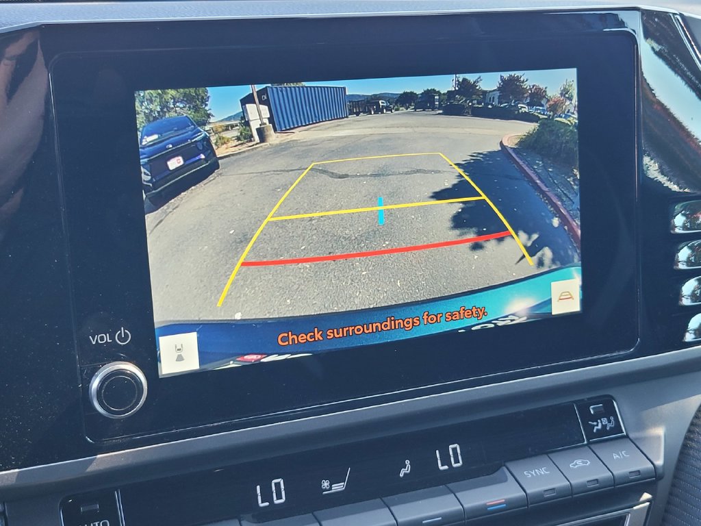 Used 2025 Toyota Camry SE FWD image 21