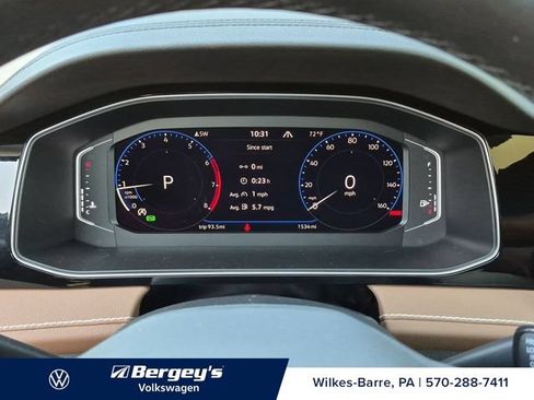 Certified 2025 Volkswagen Jetta SEL FWD image 17