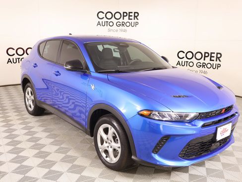 Used 2025 Dodge Hornet GT AWD/4WD image 1