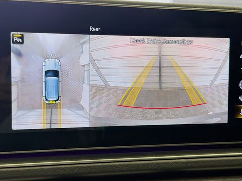 Used 2020 Mercedes-Benz GLE 350 image 16