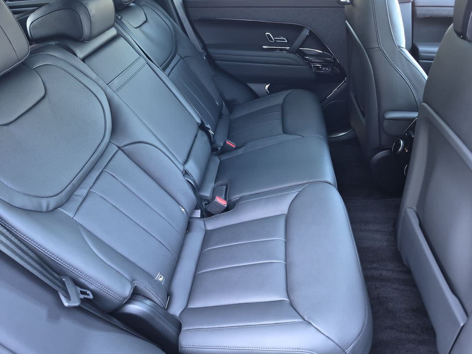 New 2027 Land Rover Range Rover Sport Dynamic SE AWD/4WD image 21