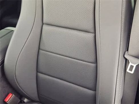 Used 2025 Mercedes-Benz GLE 350 4MATIC image 40