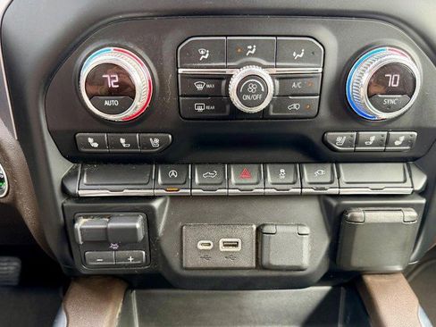 Used 2020 GMC Sierra 1500 SLT w/ SLT Premium Package image 21