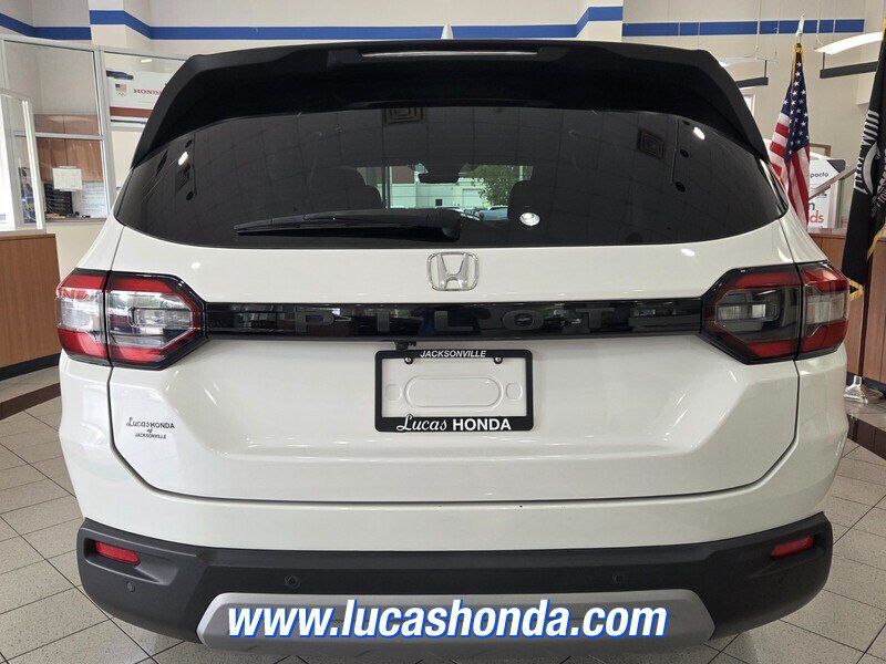 Used 2024 Honda Pilot EX-L image 5
