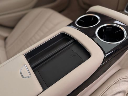 Used 2020 Mercedes-Benz S 560 4MATIC Sedan image 30