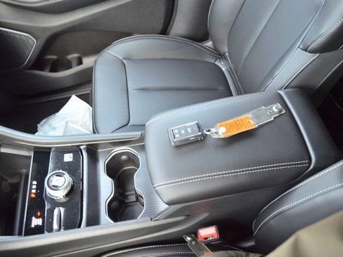 New 2025 Jeep Grand Cherokee Limited image 22