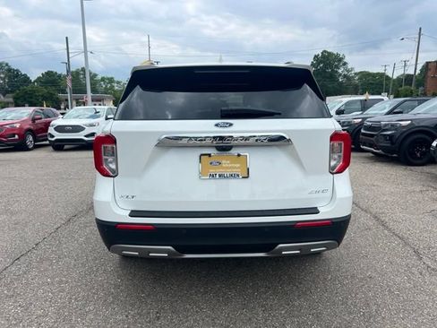 Certified 2024 Ford Explorer XLT w/ Equipment Group 202A AWD/4WD image 5