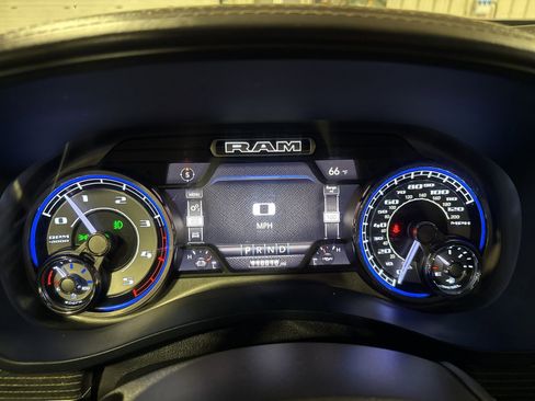 Used 2019 RAM 2500 Limited image 19