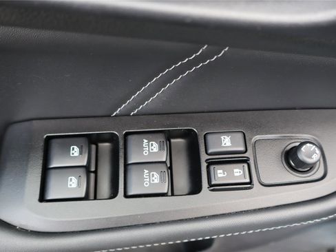Used 2019 Subaru Outback 2.5i Limited AWD/4WD image 14