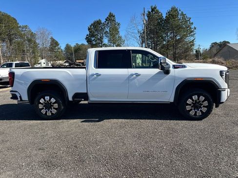 New 2026 GMC Sierra 2500 Denali w/ Denali Reserve Package AWD/4WD image 5