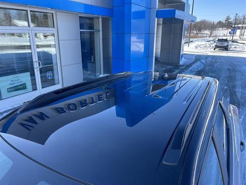 Used 2025 Chevrolet TrailBlazer RS w/ Driver Confidence Package image 10