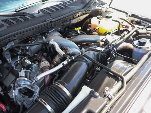 Used 2022 Ford F250 XL w/ Power Equipment Group AWD/4WD image 15
