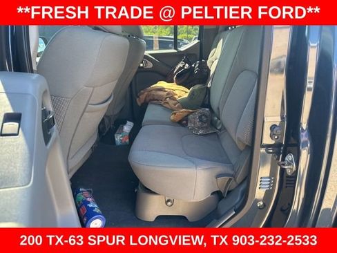 Used 2020 Nissan Frontier SV image 18