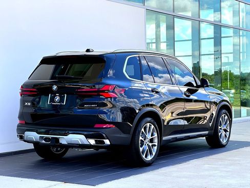 New 2026 BMW X5 xDrive40i w/ Premium Package image 4