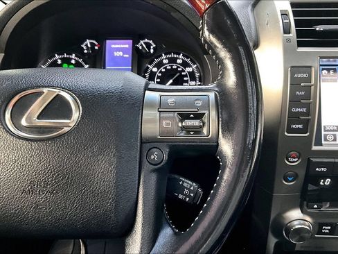 Used 2015 Lexus GX 460 w/ Premium Package AWD/4WD image 12