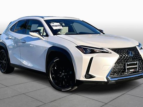 Used 2023 Lexus UX 250h FWD image 2