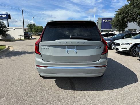 Used 2026 Volvo XC90 B6 Plus w/ Protection Package Premier image 5