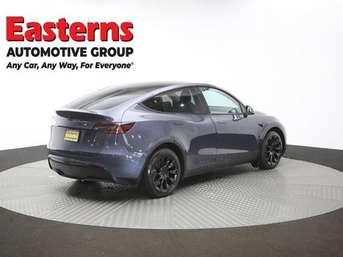 Used 2021 Tesla Model Y Long Range AWD/4WD image 36