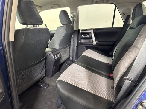 Used 2016 Toyota 4Runner SR5 image 12