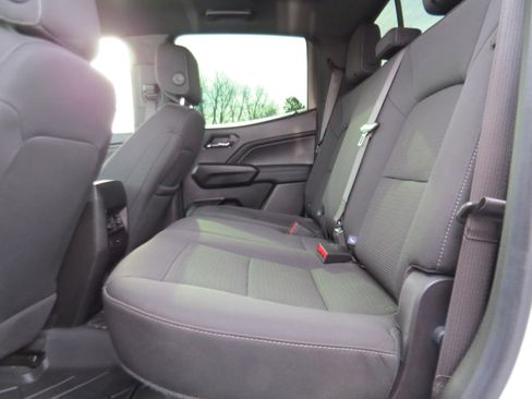 Used 2024 Chevrolet Colorado LT w/ LT Convenience Package image 13