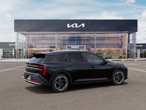 New 2026 Kia K4 GT-Line Turbo FWD image 34