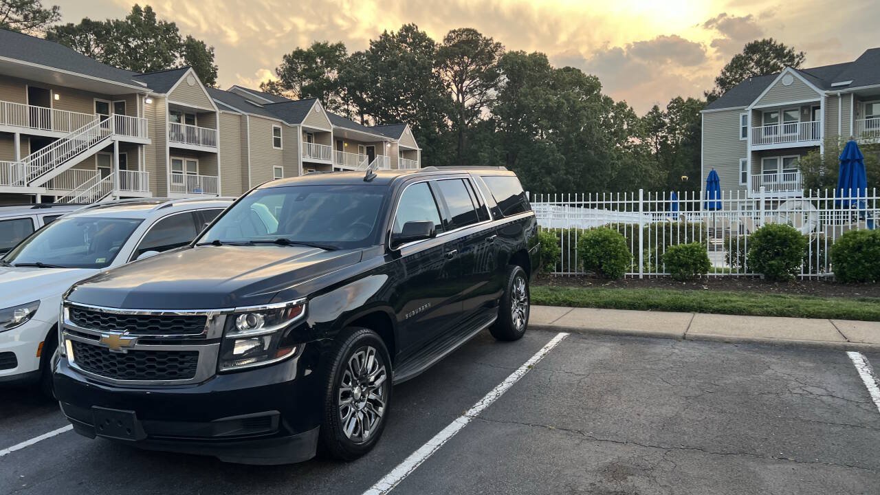 Used 2017 Chevrolet Suburban LS AWD/4WD image 2