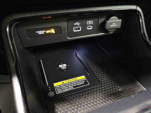 Used 2025 Honda CR-V Sport Touring image 17