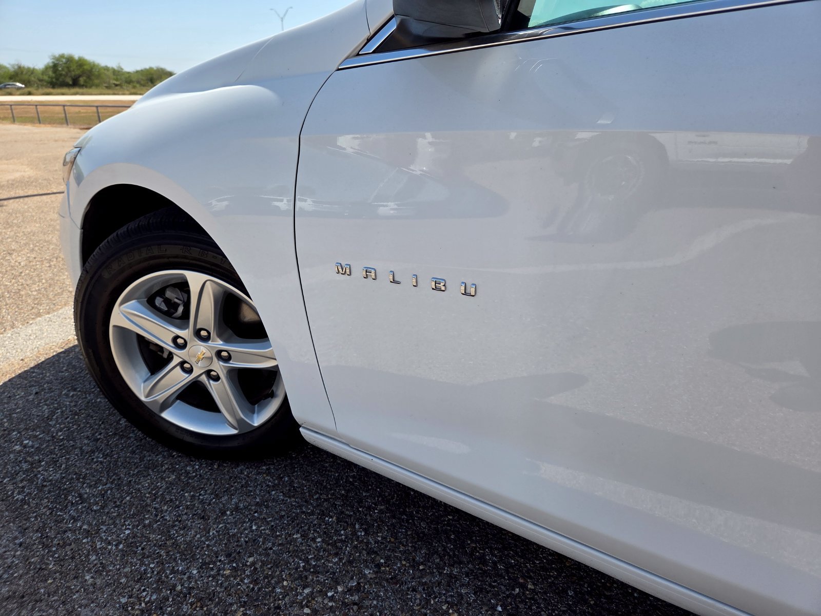 Used 2024 Chevrolet Malibu LT FWD image 15