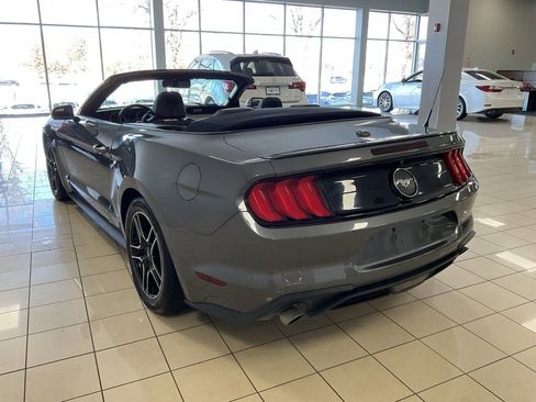 Used 2021 Ford Mustang Premium image 6