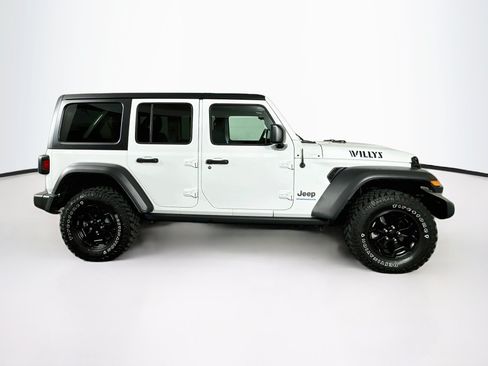 Used 2023 Jeep Wrangler Unlimited w/ Cold Weather Group AWD/4WD image 10