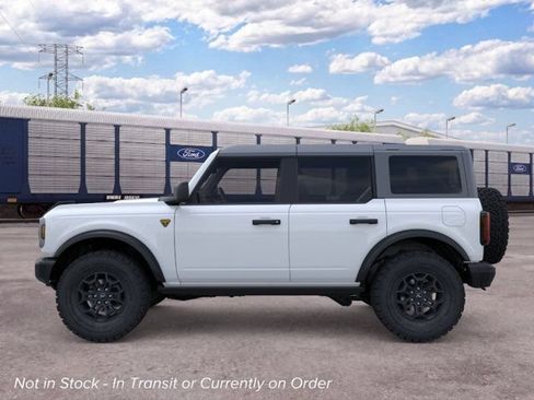 New 2026 Ford Bronco Badlands AWD/4WD image 3