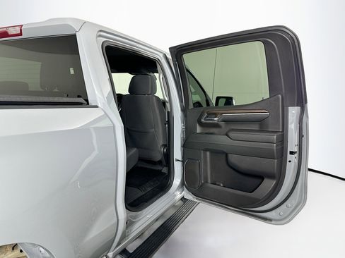 Used 2024 Chevrolet Silverado 1500 LT image 29