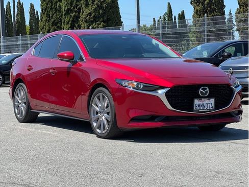 Used 2019 MAZDA MAZDA3 Sedan w/ Preferred Package FWD image 3