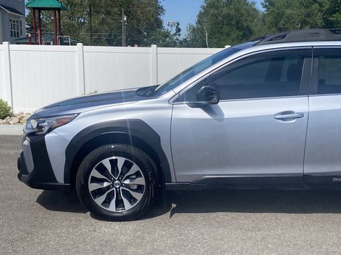 Certified 2024 Subaru Outback Limited AWD/4WD image 2