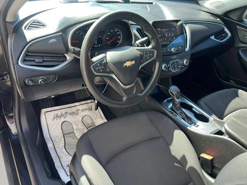 Used 2024 Chevrolet Malibu LT FWD image 12