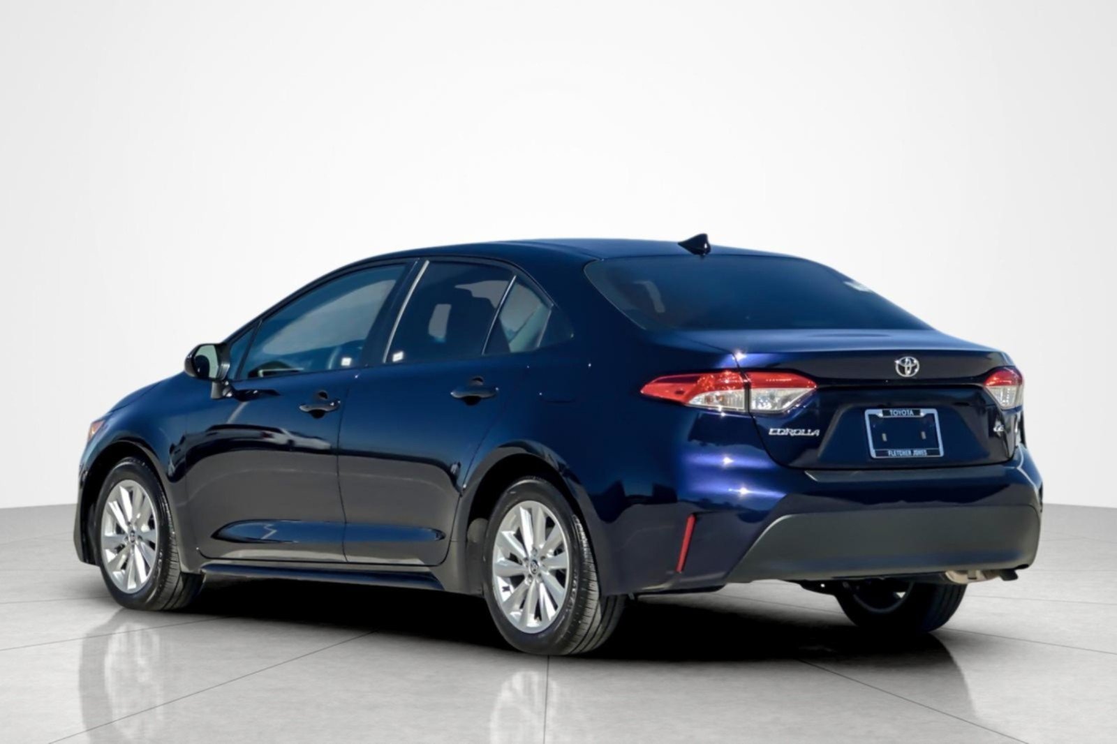 Certified 2026 Toyota Corolla LE w/ LE Premium Package FWD image 3
