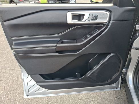 Used 2020 Ford Explorer ST AWD/4WD image 14